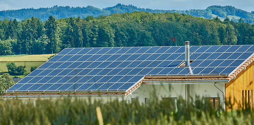 Saving Money and the Environment: The Benefits of Solar Panel Installation