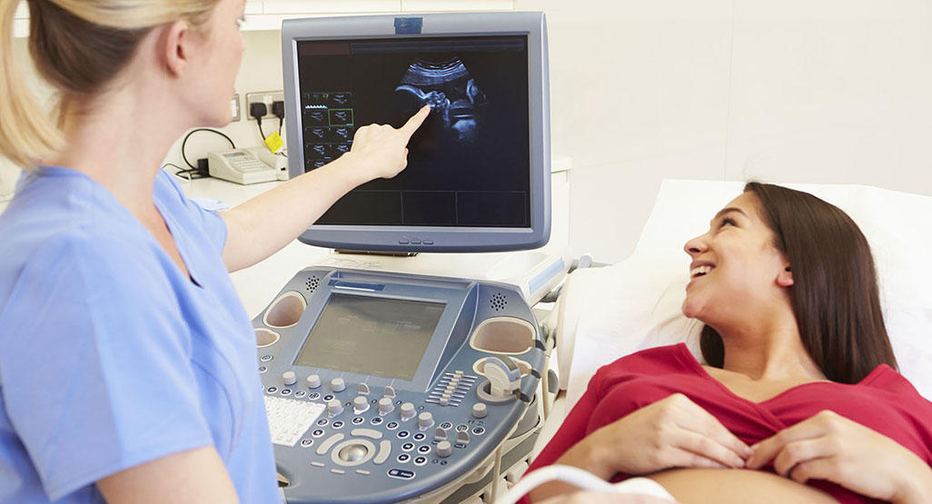 Discover the Benefits: Private Ultrasound for a Deeper Connection with Your Baby